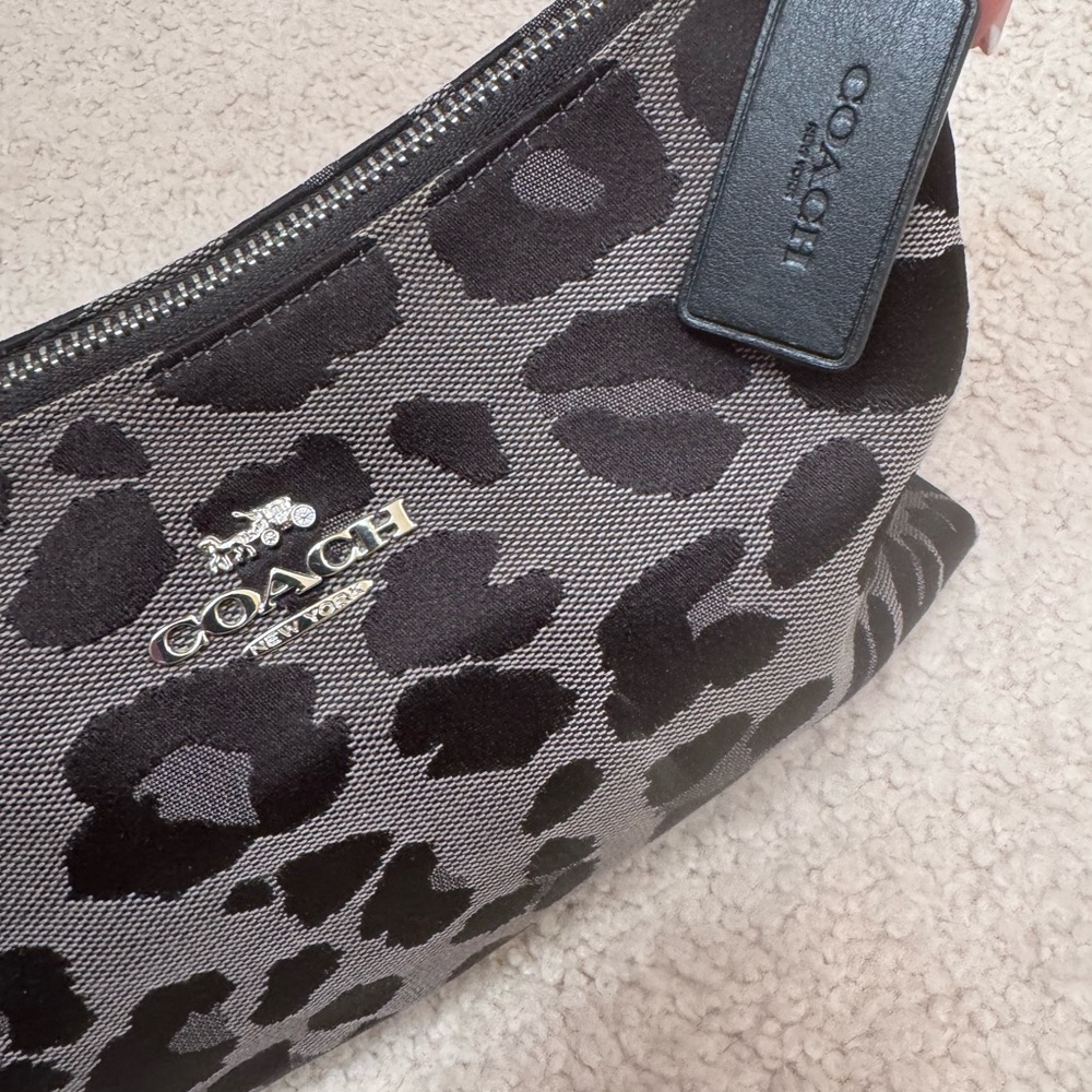 Coach Black & Gray Leopard Print Crossbody Pouch - Picture 4 of 7